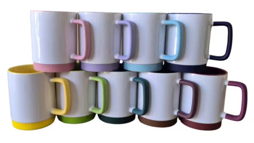 CANECA COM BASE DE SILICONE